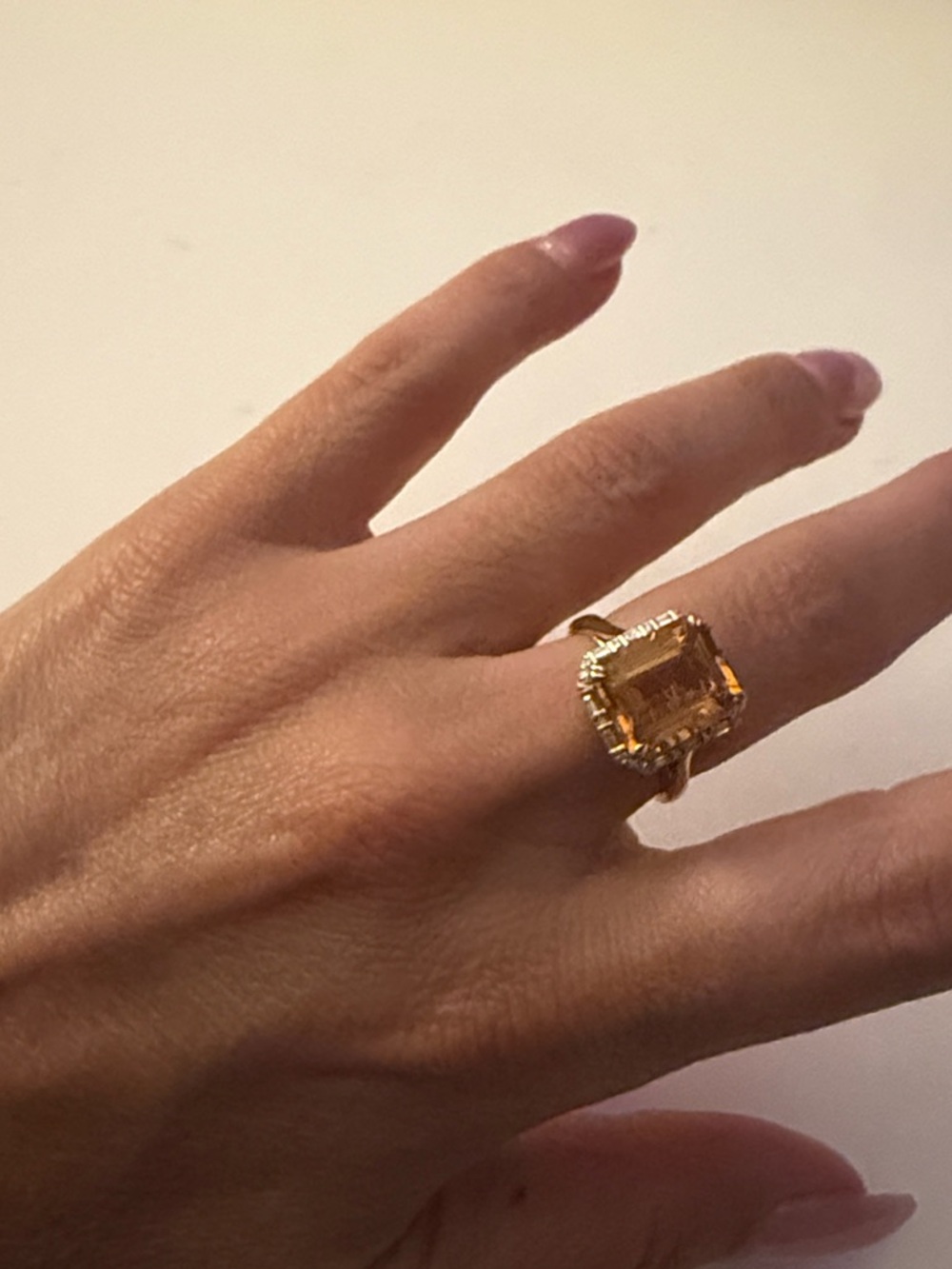14k Gold Citrine 6.00 D.14 Ring